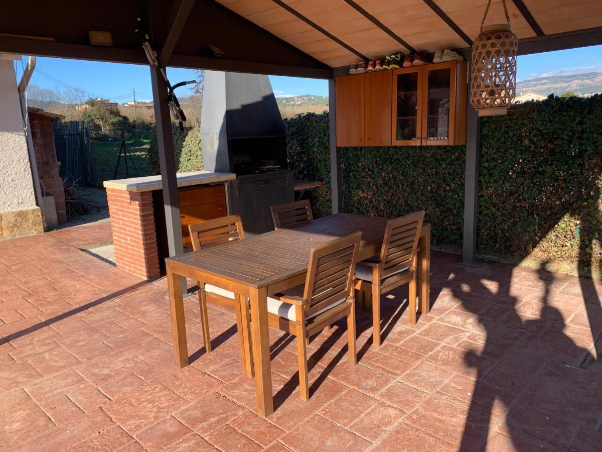 Moli Den Burch Villa Santa Eulalia de Ronsaná Eksteriør billede